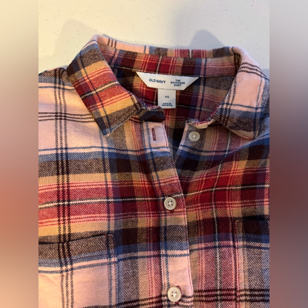 Old Navy pink colored flannel shirt size extra small women’s